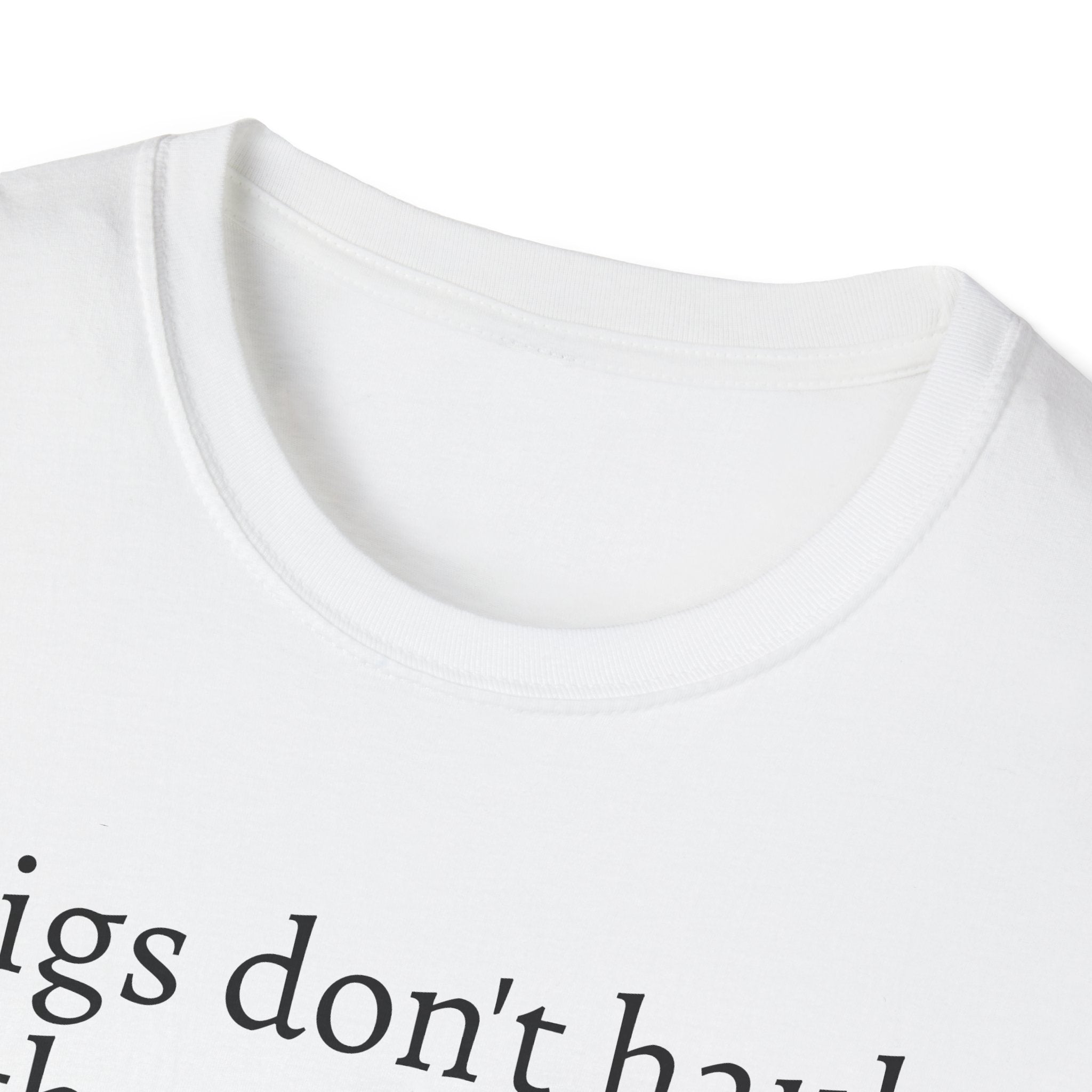 Funny Pig Wheelbarrow Unisex T-Shirt